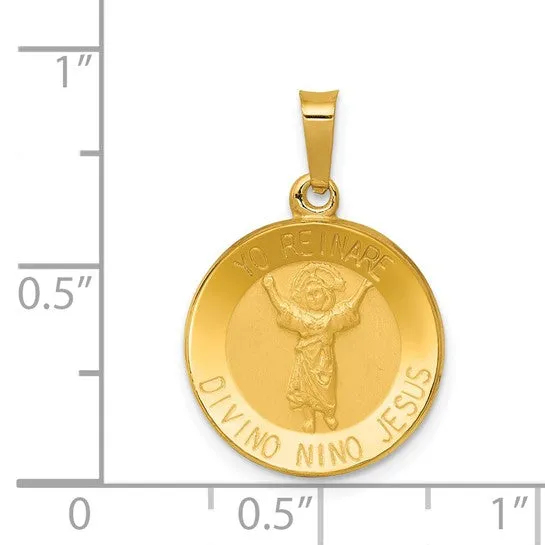 14K Gold Divino Nino Round Medal Pendant
