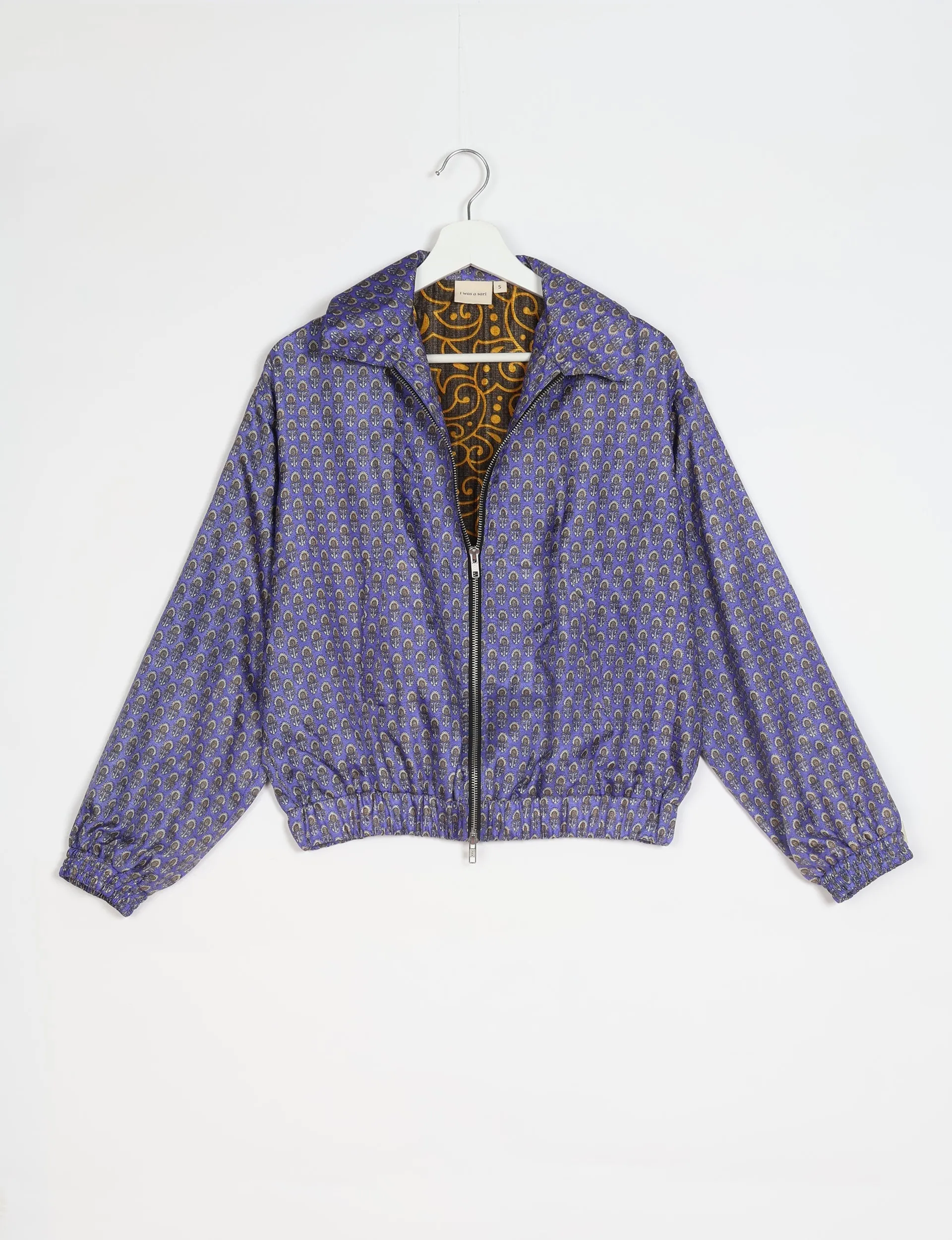 BOMBER JACKET