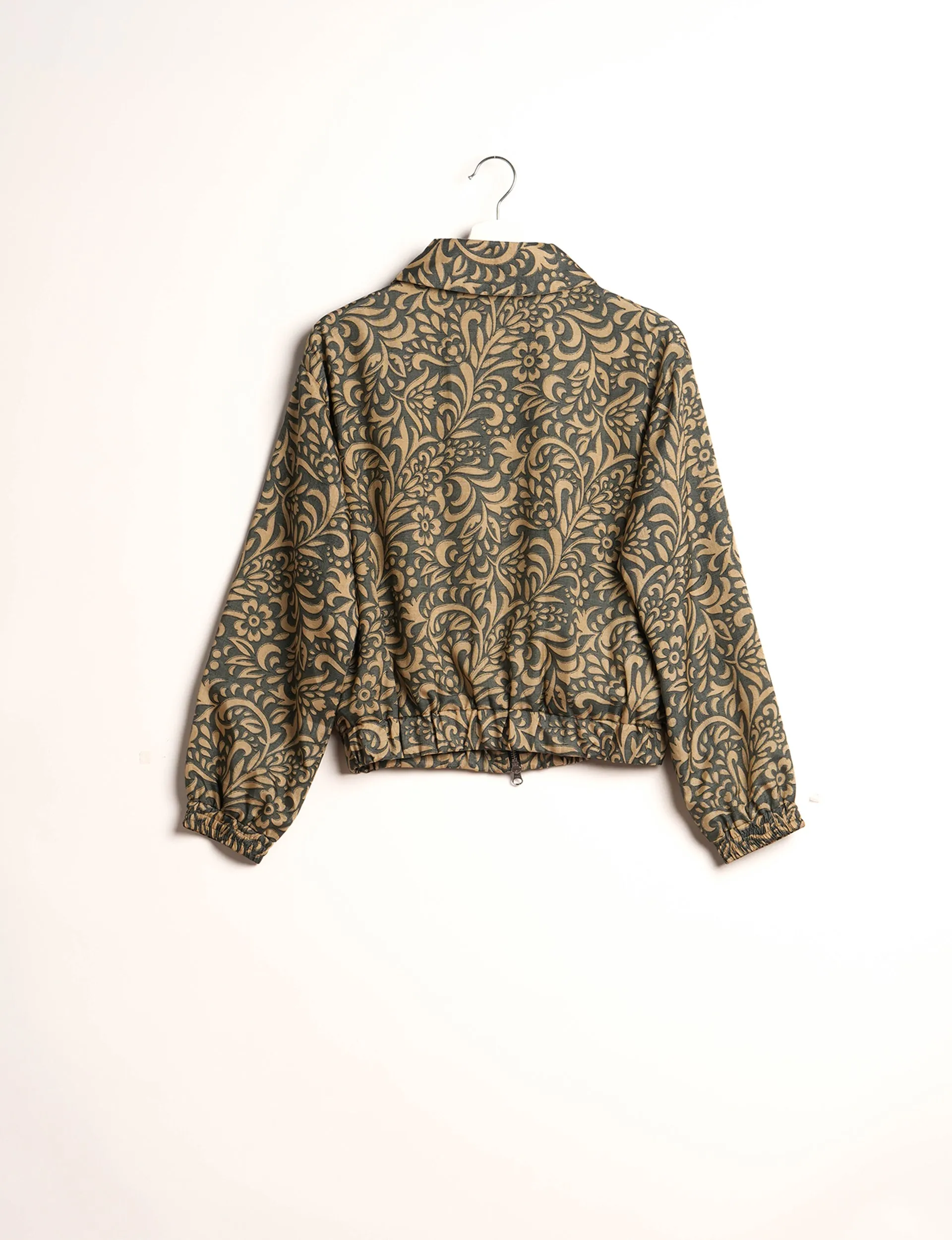 BOMBER JACKET