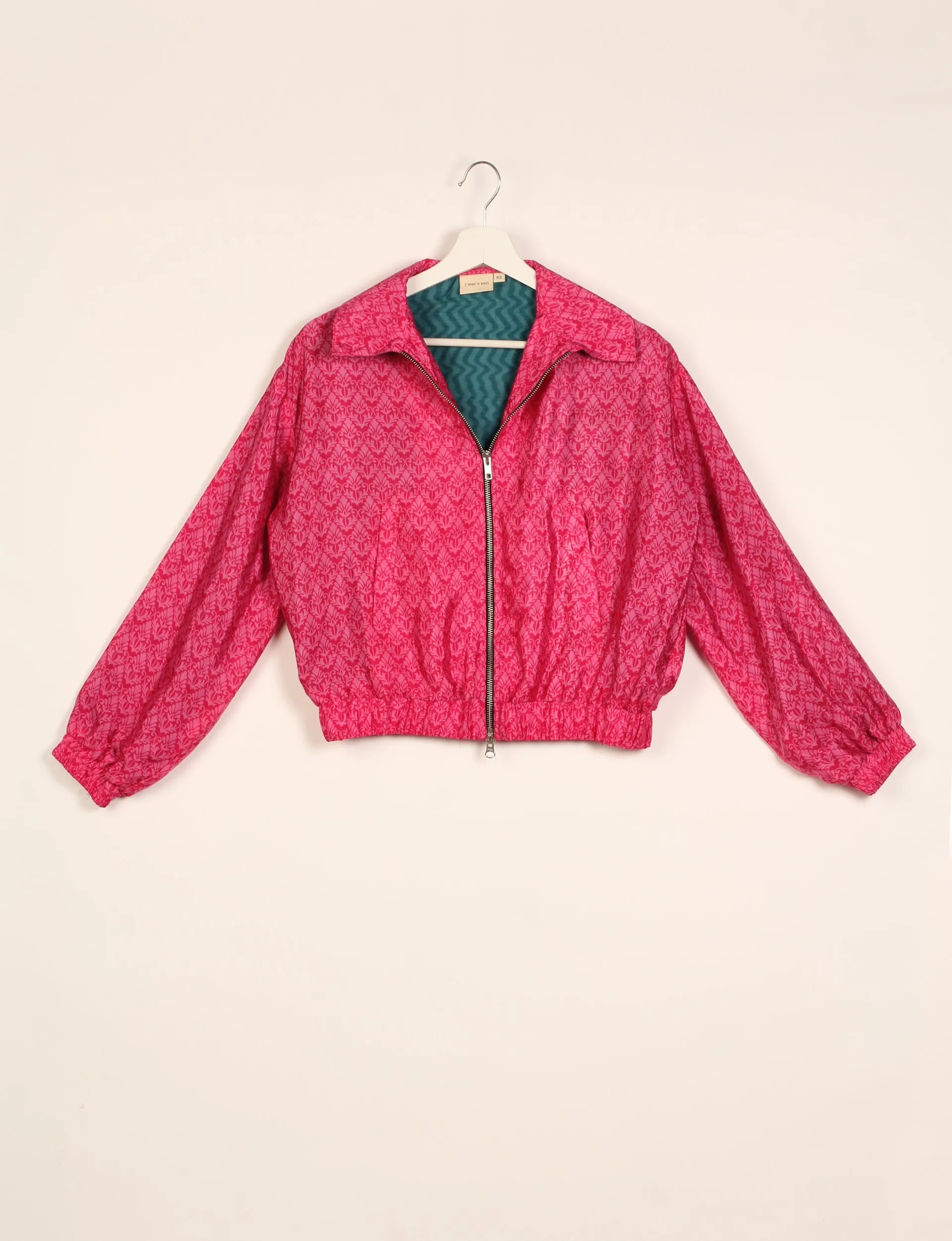 BOMBER JACKET