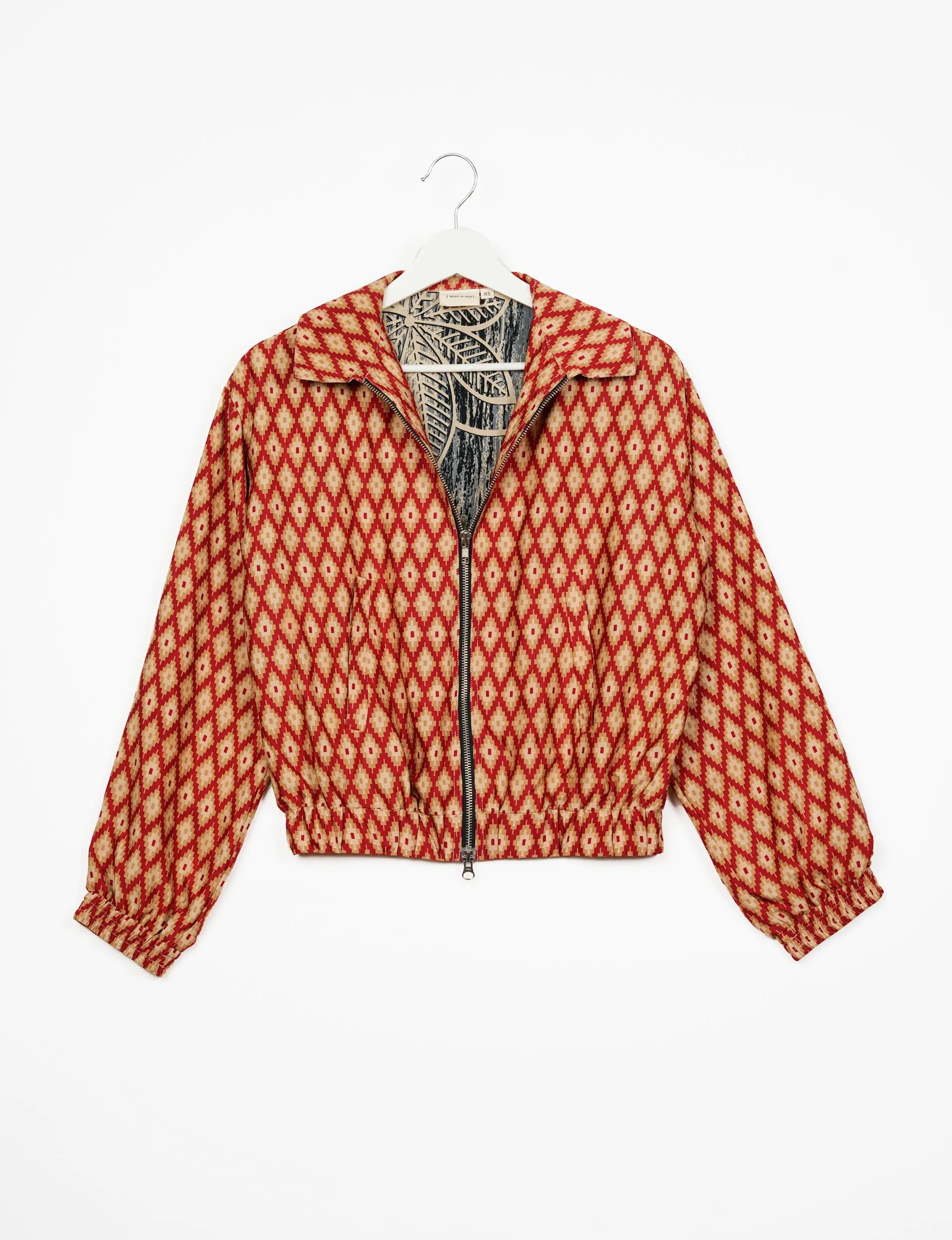 BOMBER JACKET