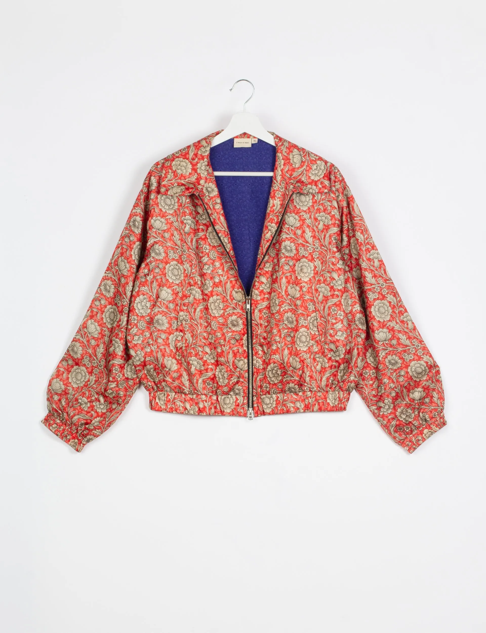 BOMBER JACKET