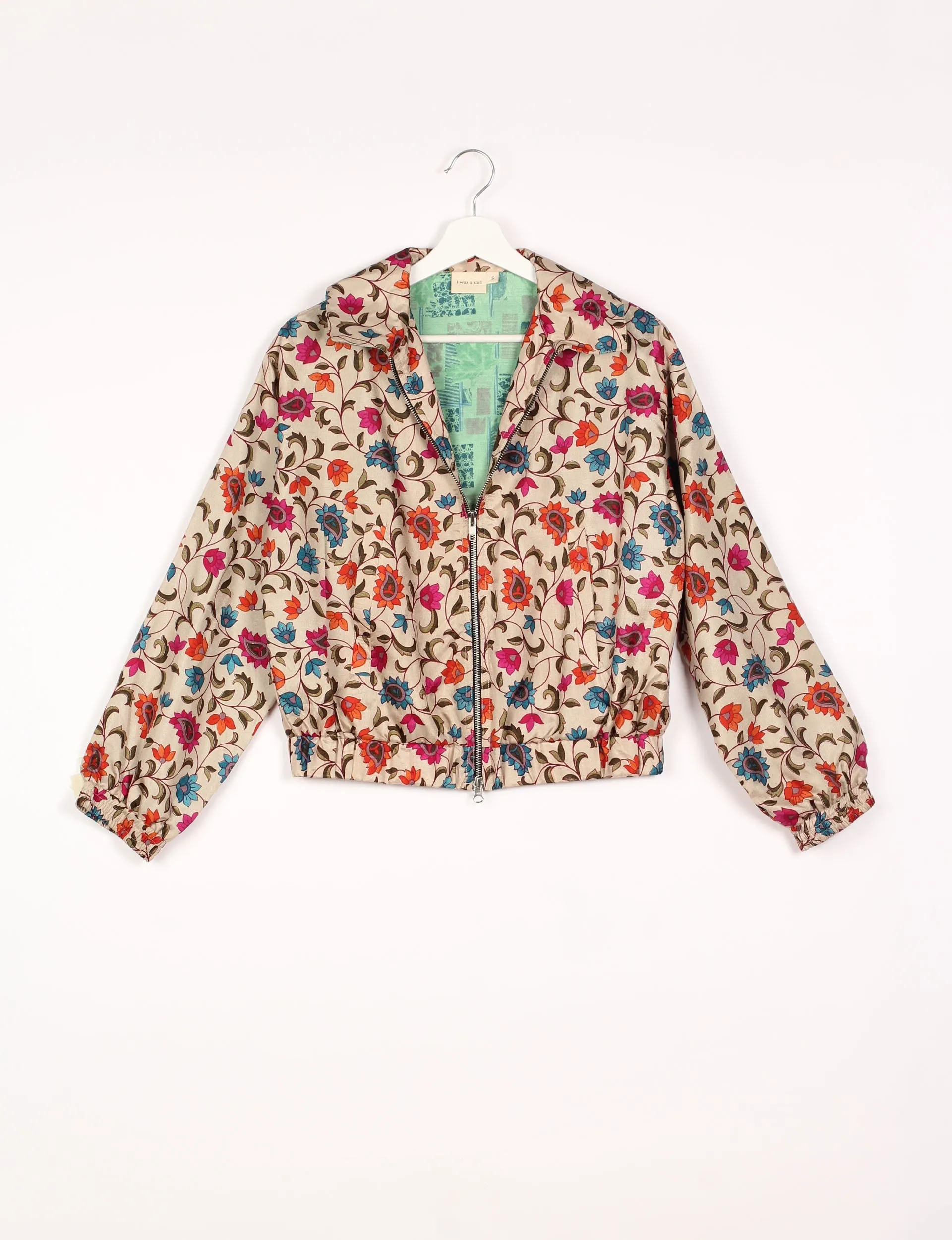 BOMBER JACKET