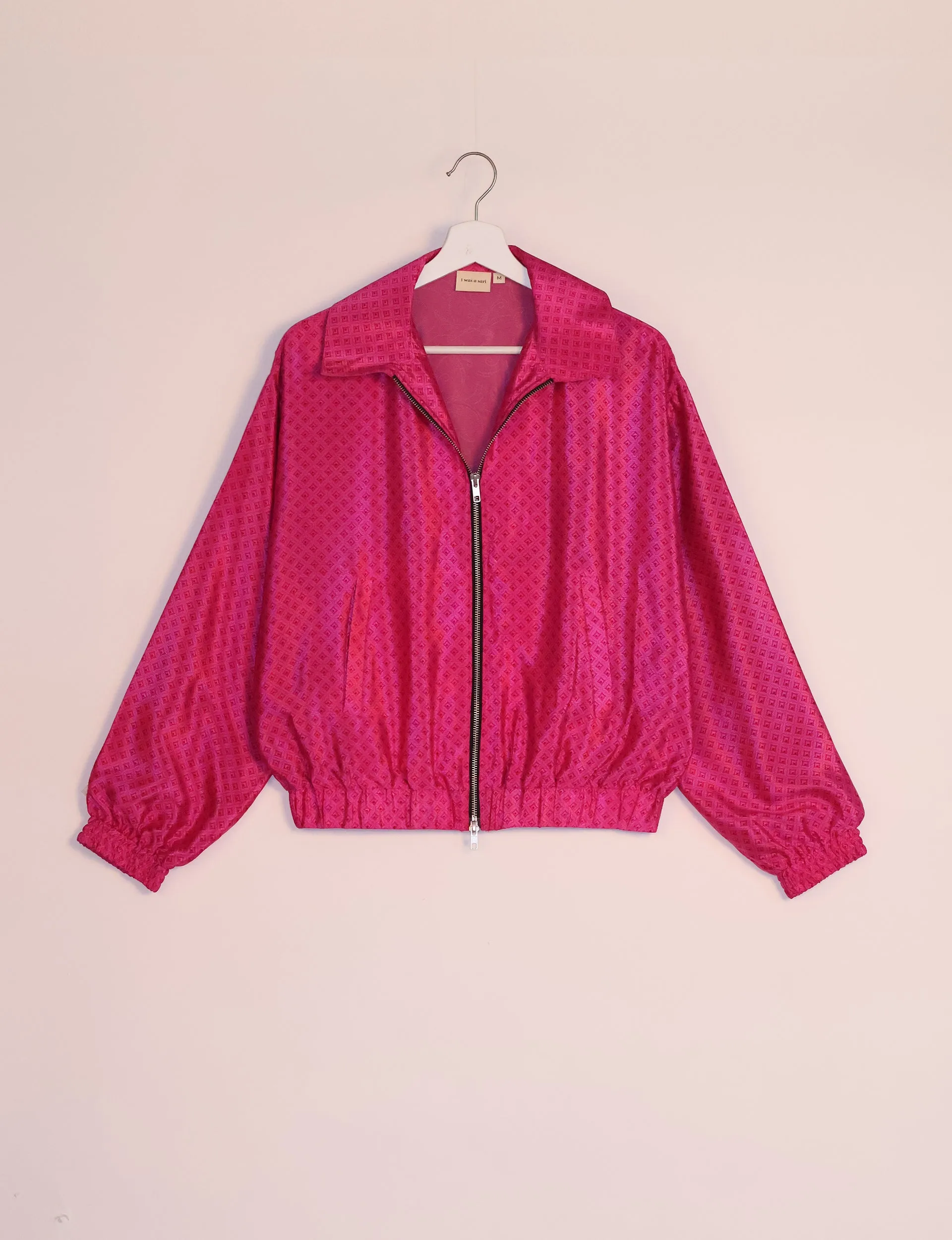 BOMBER JACKET