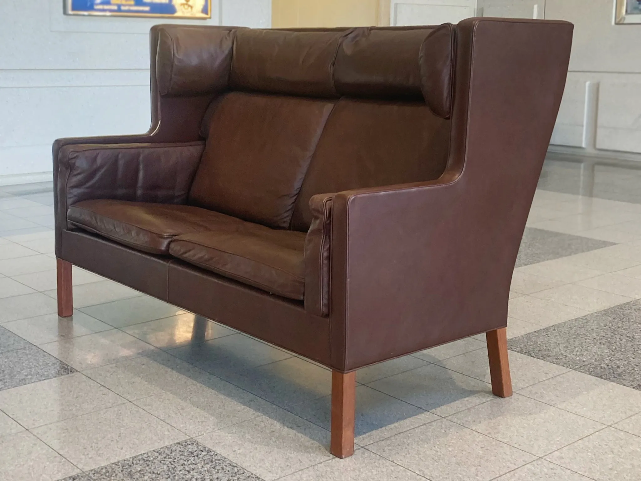 Børge Mogensen Leather Coupé Sofa Model 2192