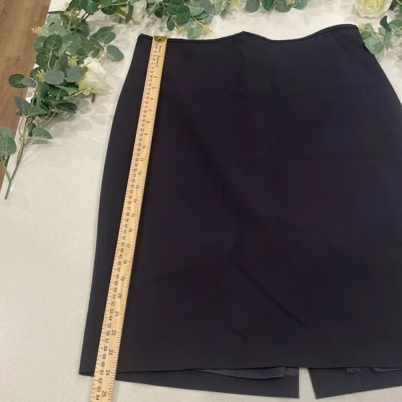 Brooks Brothers Blue Tollegno (Italy)1900 Skirt Sz 12