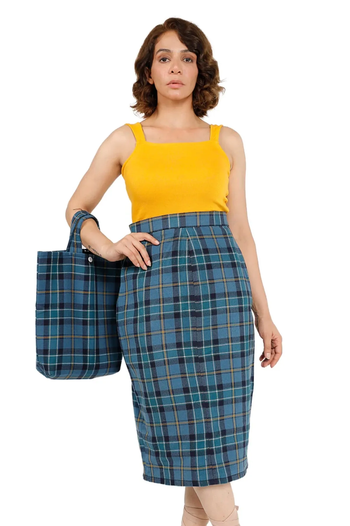 Classic Tartan Plaid Pencil Skirt with Back Slit