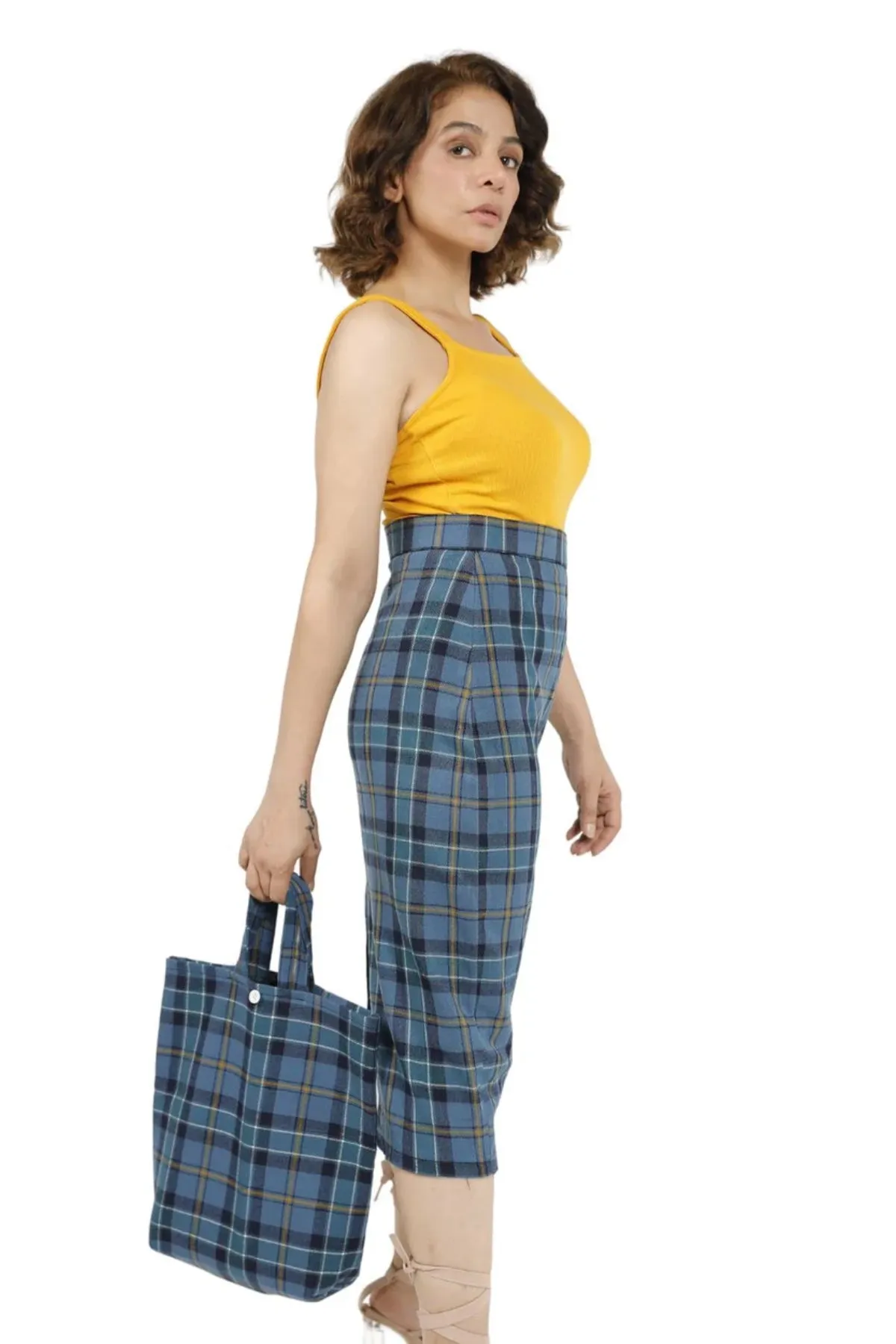 Classic Tartan Plaid Pencil Skirt with Back Slit