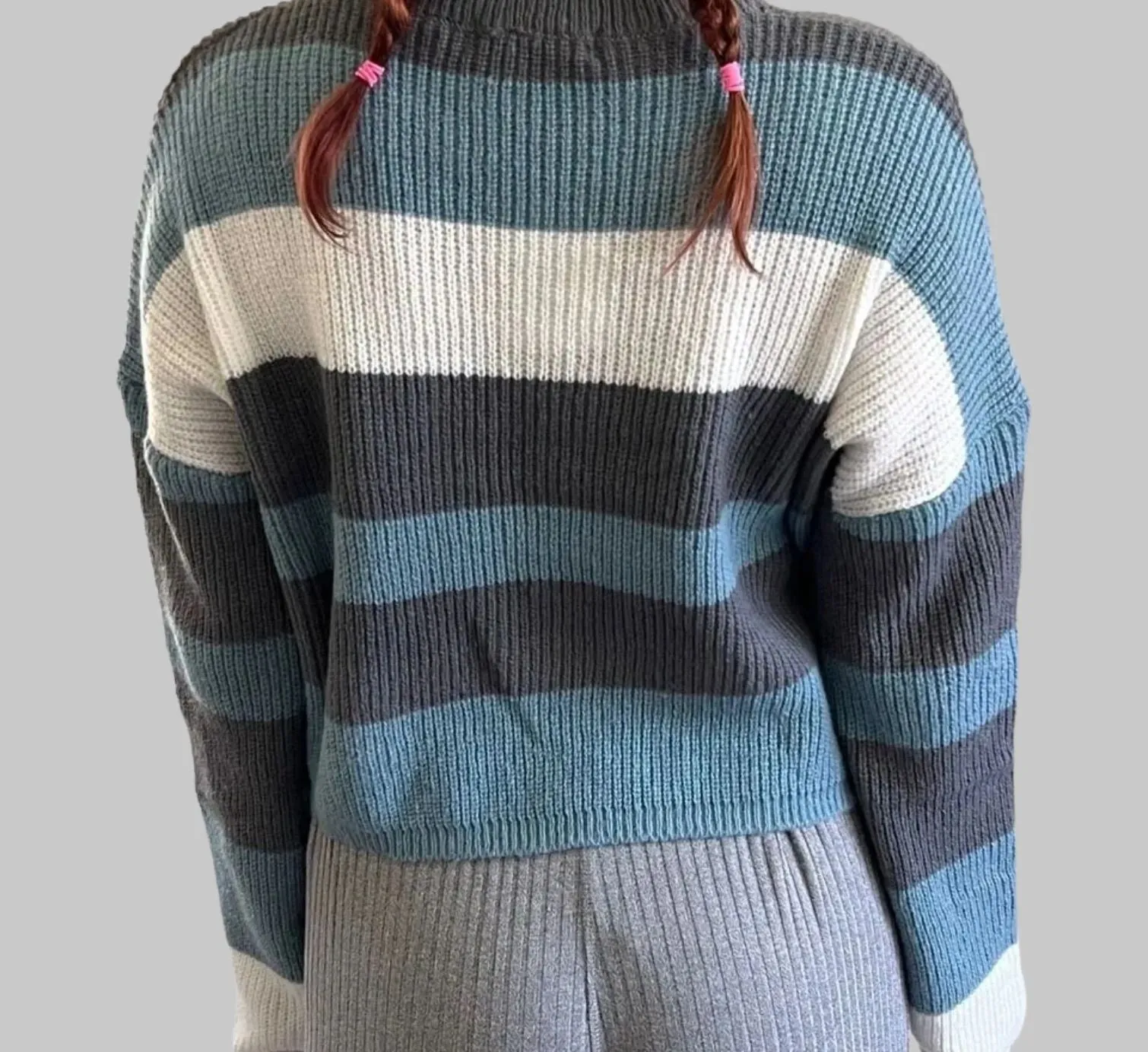 Color Block Cropped Sweater