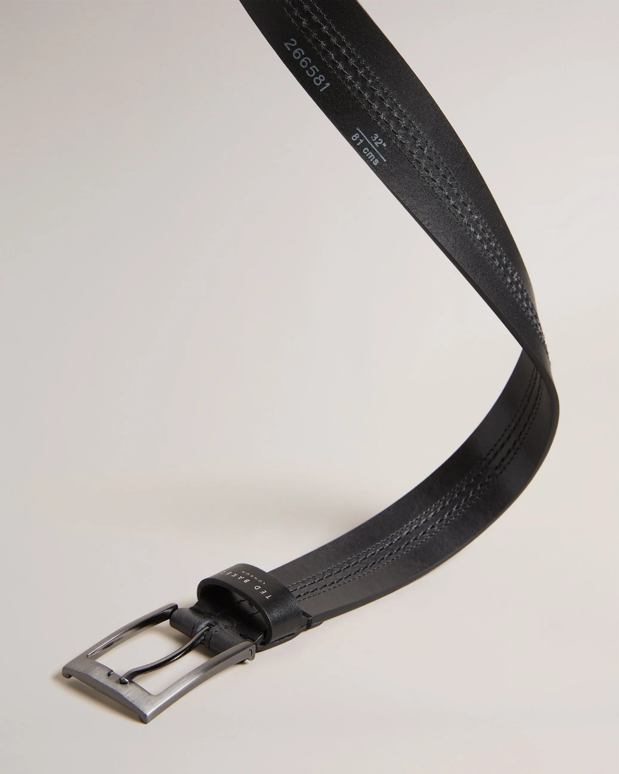 Crisic Stitch Detail Leather Belt Black