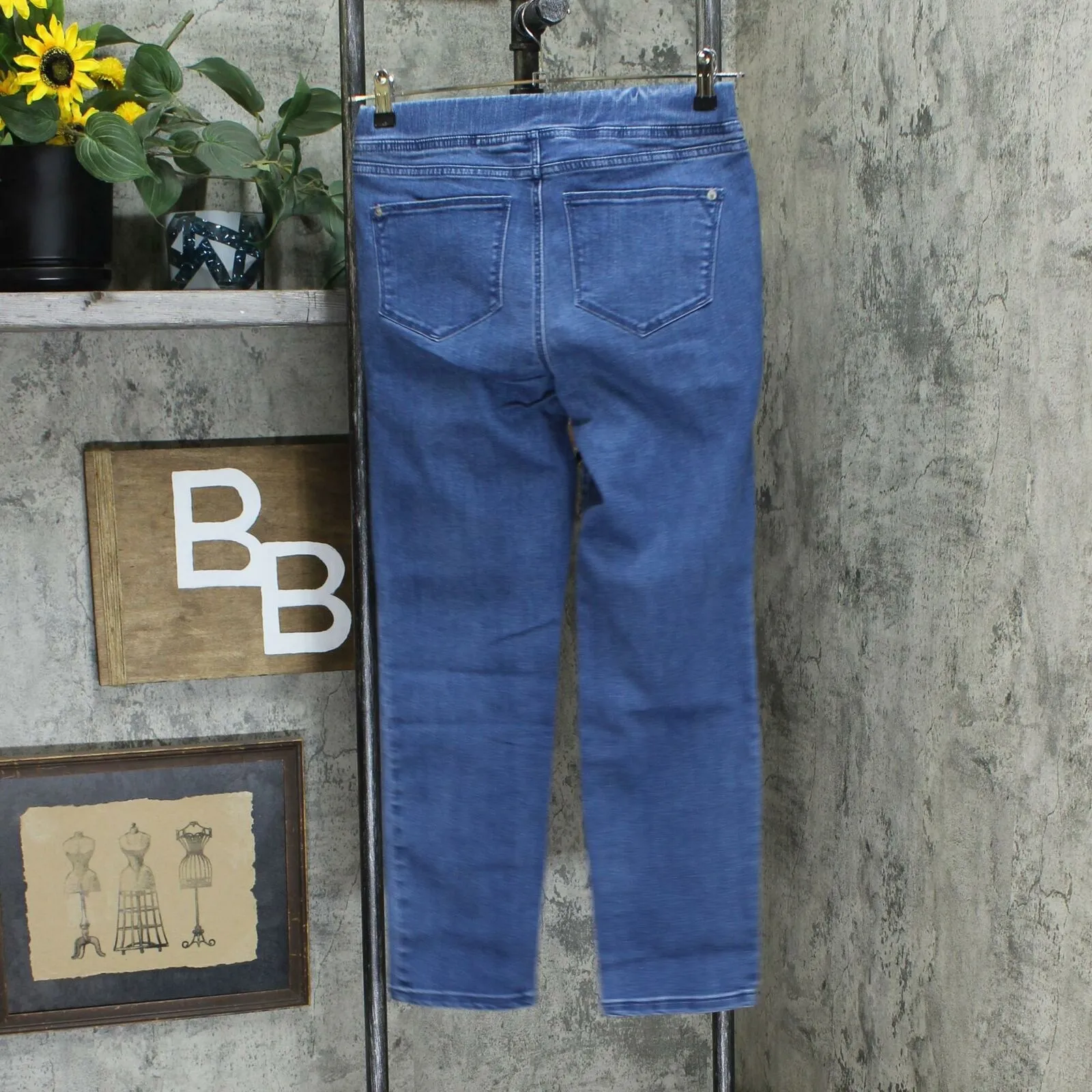 Denim & Co Petite Modern Denim Slim Straight Leg Pull-On Jeans