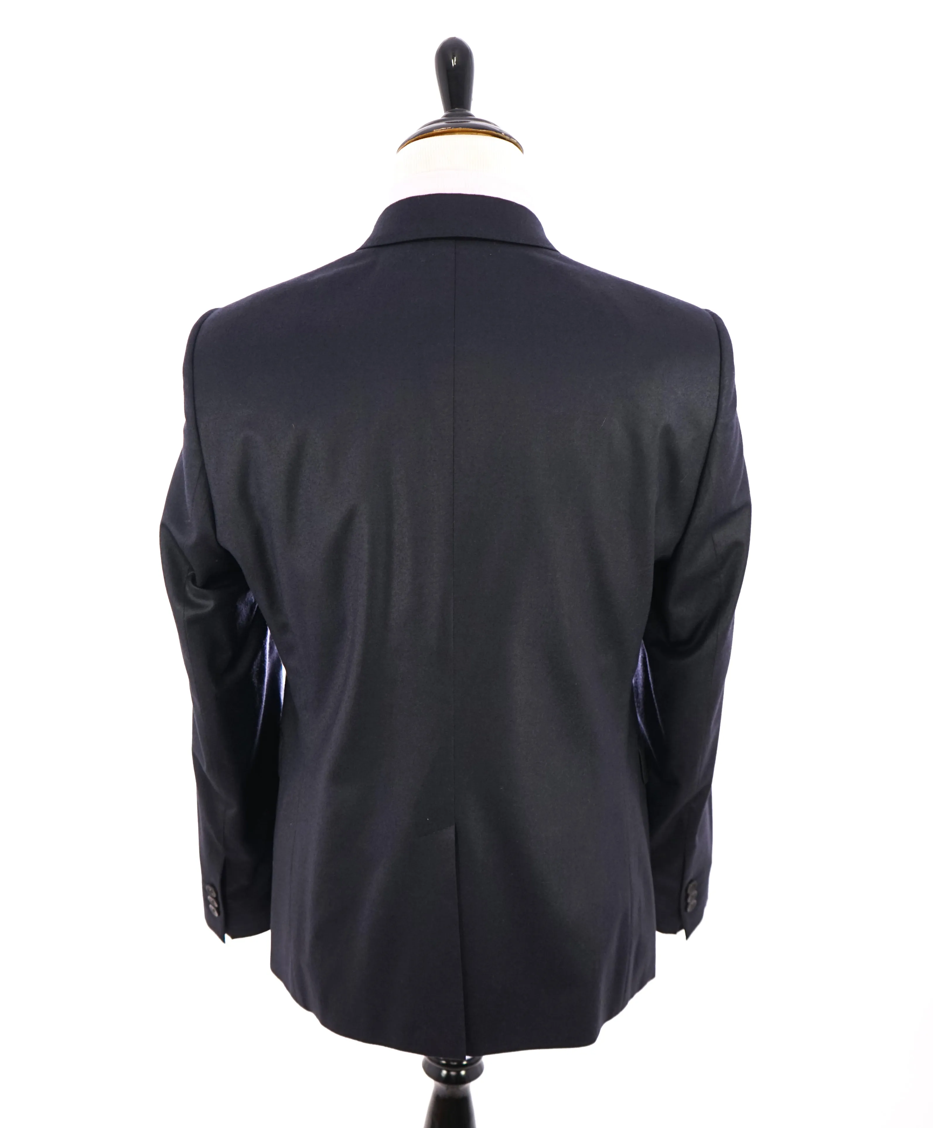 EMPORIO ARMANI - "DAVID LINE" Made In Italy Steel Gray Flannel Suit - 44R