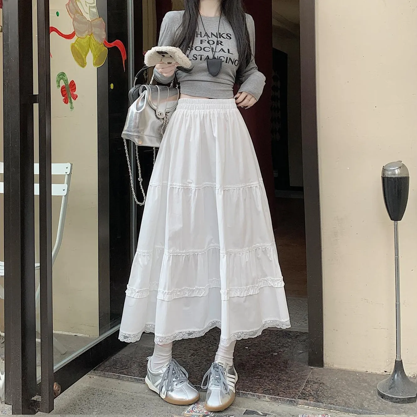 Floral Lace-Trimmed Elastic-Waisted Maxi Skirt