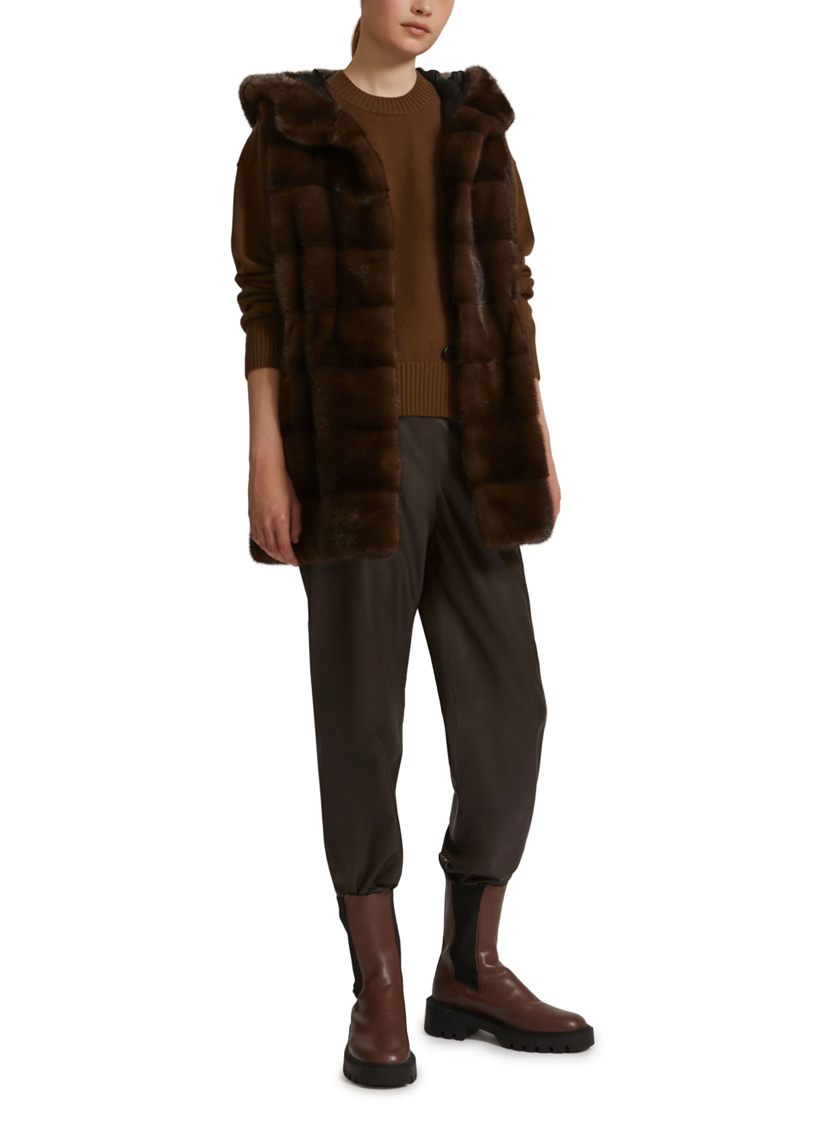 Hooded gilet in long-haired mink fur
