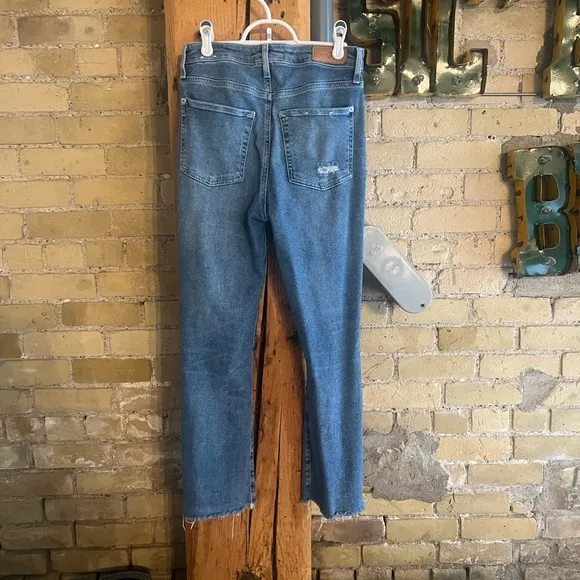 🎉HP🎉 7 For All Mankind Ultra High Rise Slim Kick