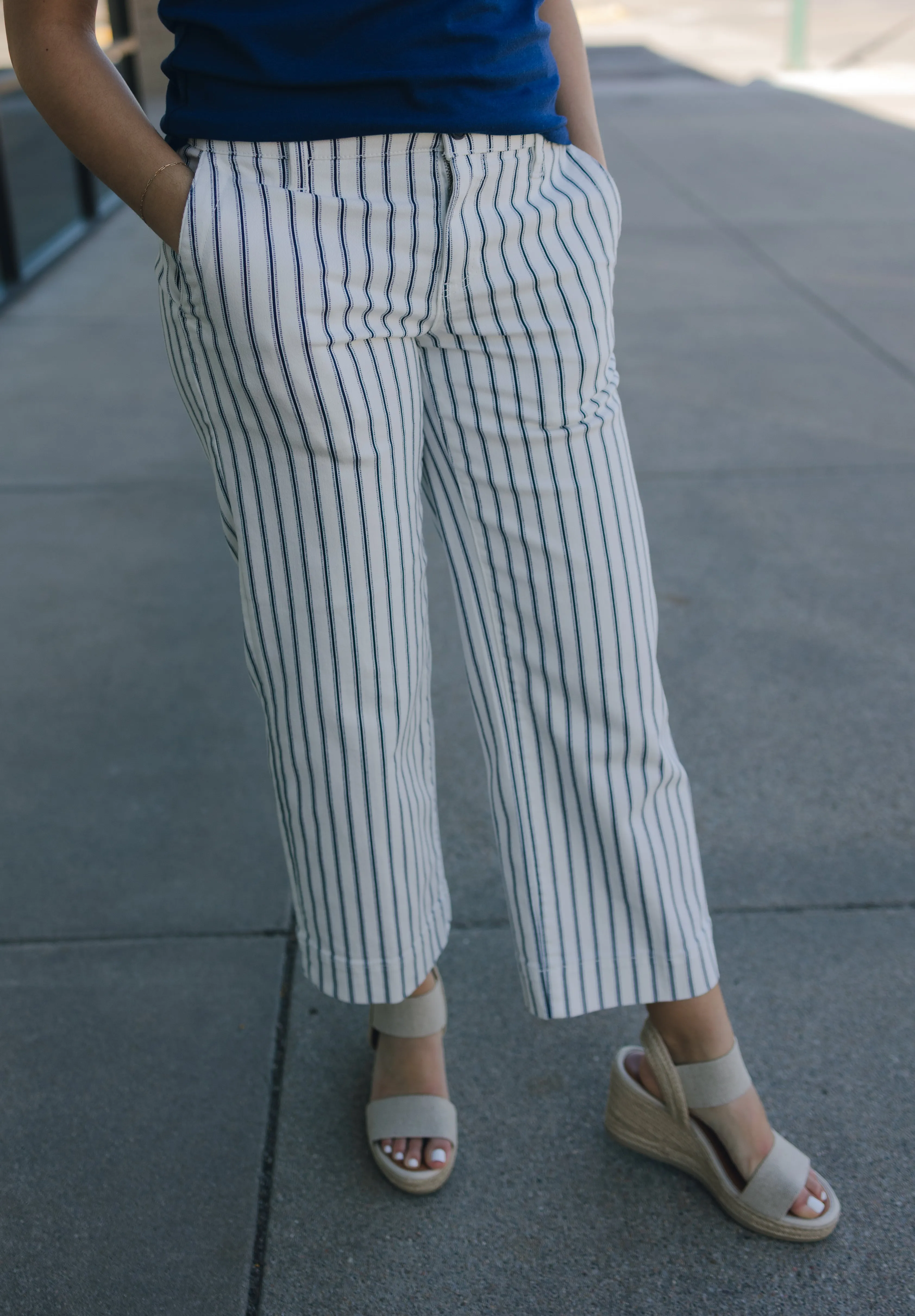 Liverpool Patch Pocket Wide Leg Pants