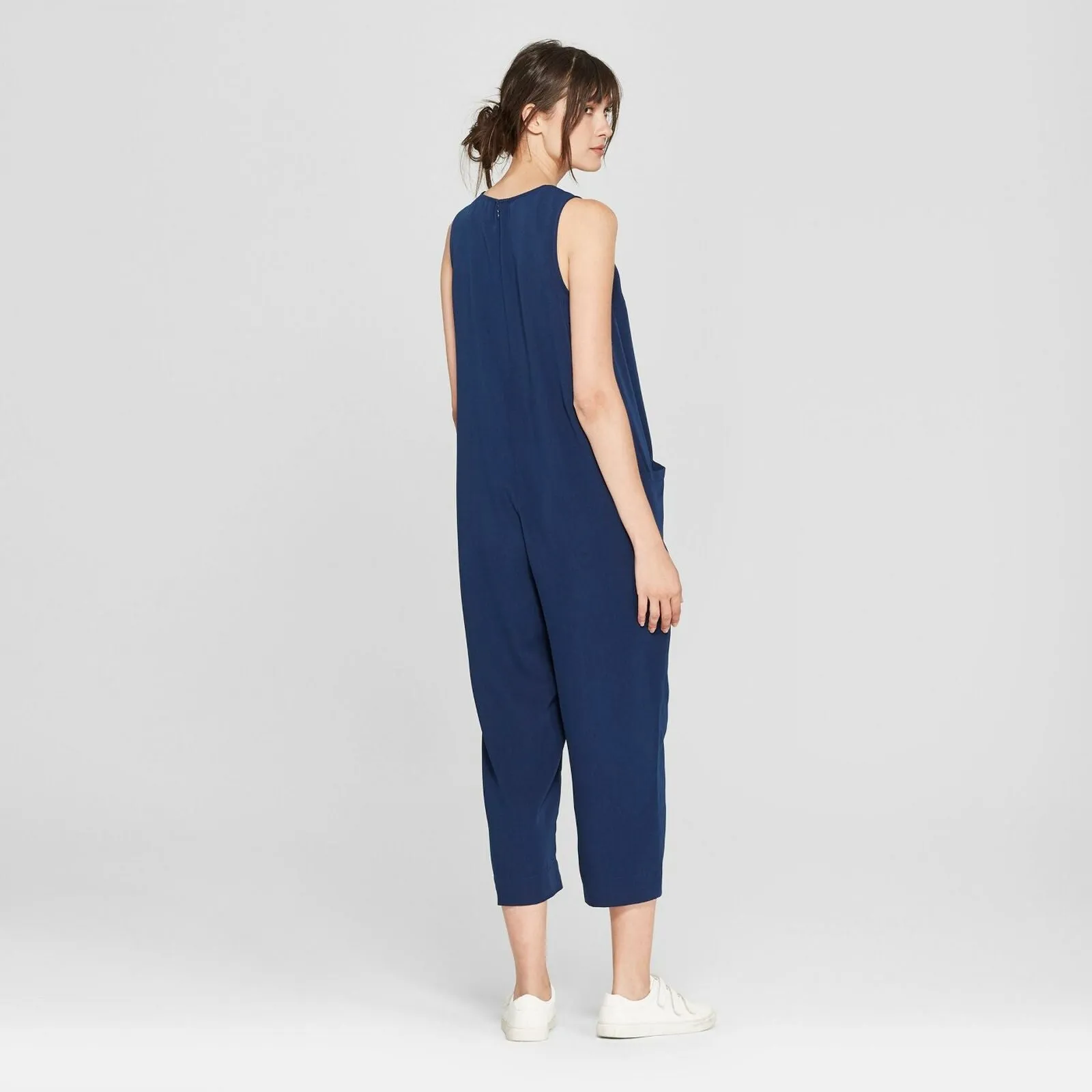 Prologue Women's Wide Leg Sleeveless V-Neck Jumpsuit