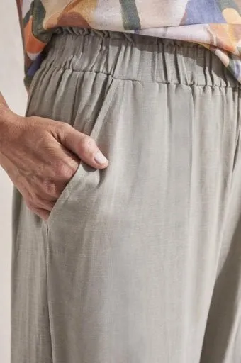 Raw Hem Pull On Ankle Pant