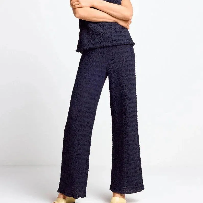 Rich & Royal Crinkled Straight Leg Pant