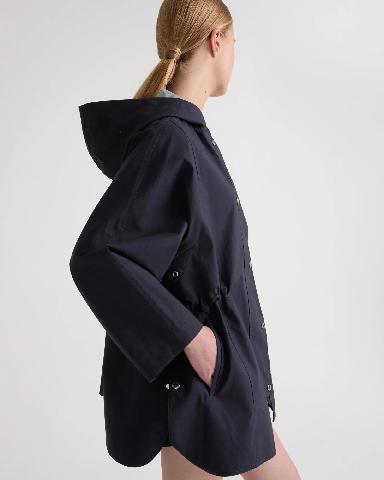 Short cape parka in cotton-mix technical fabric