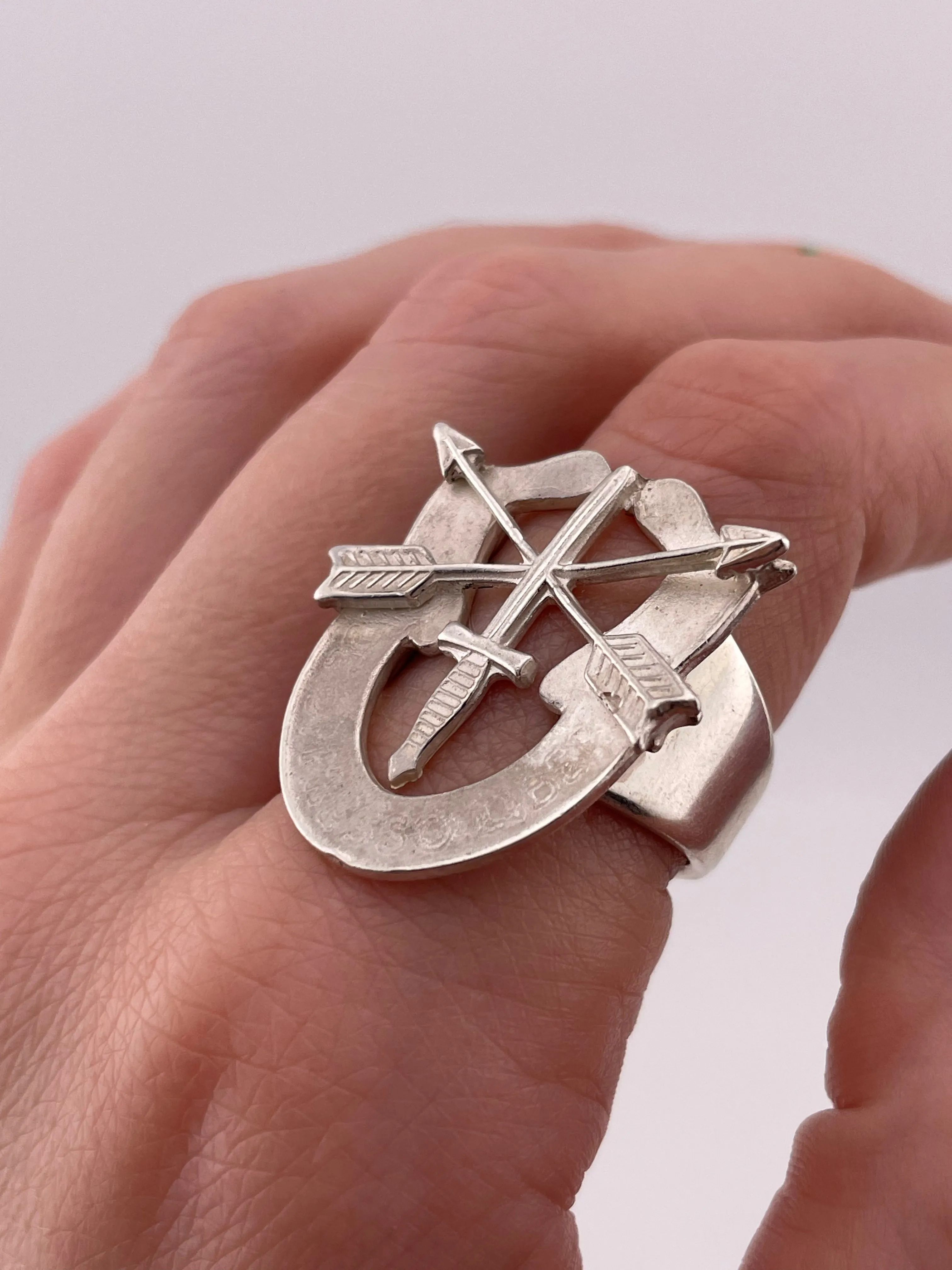 size 9 sterling silver armed forces ring