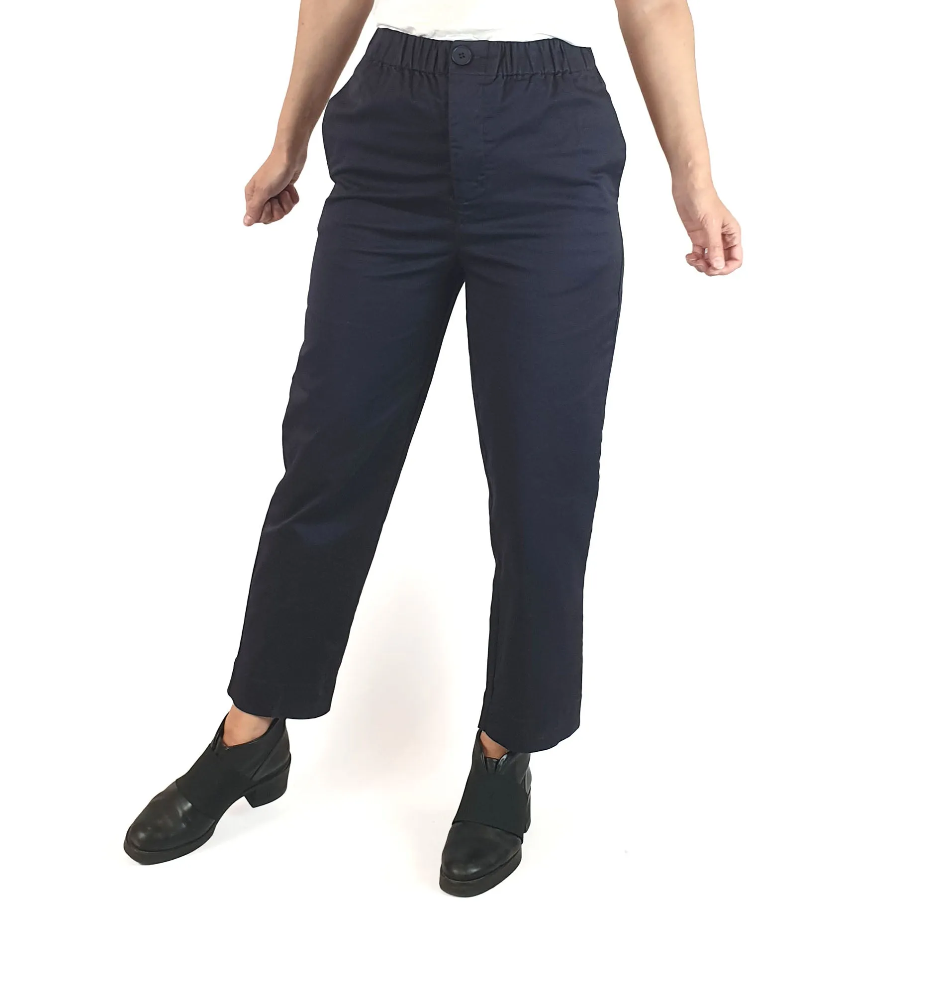 Skin & Threads navy straight leg pants size 0 (fits 6-8)
