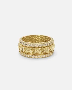 Skulls In A Line Band / Pave White Diamonds
