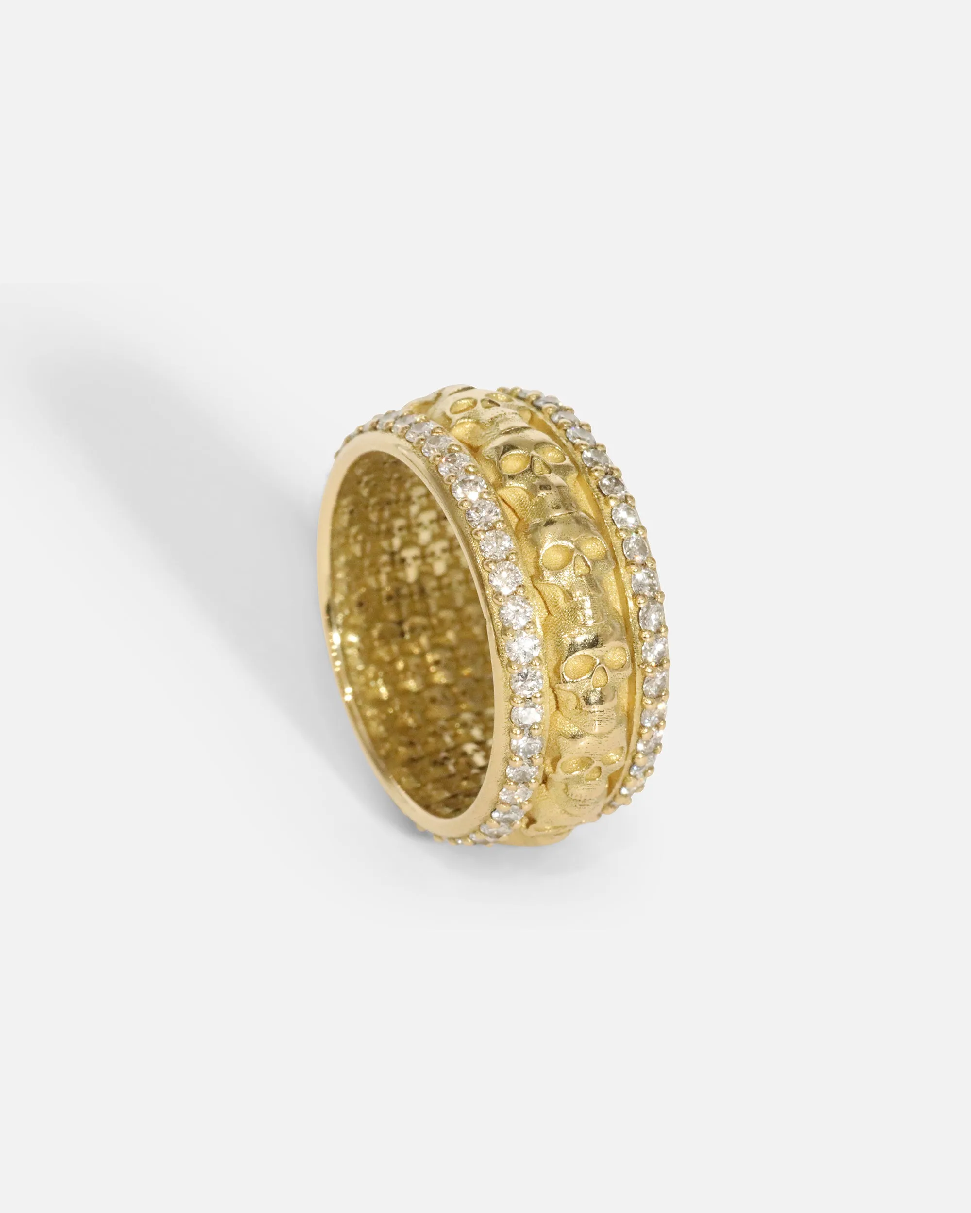 Skulls In A Line Band / Pave White Diamonds