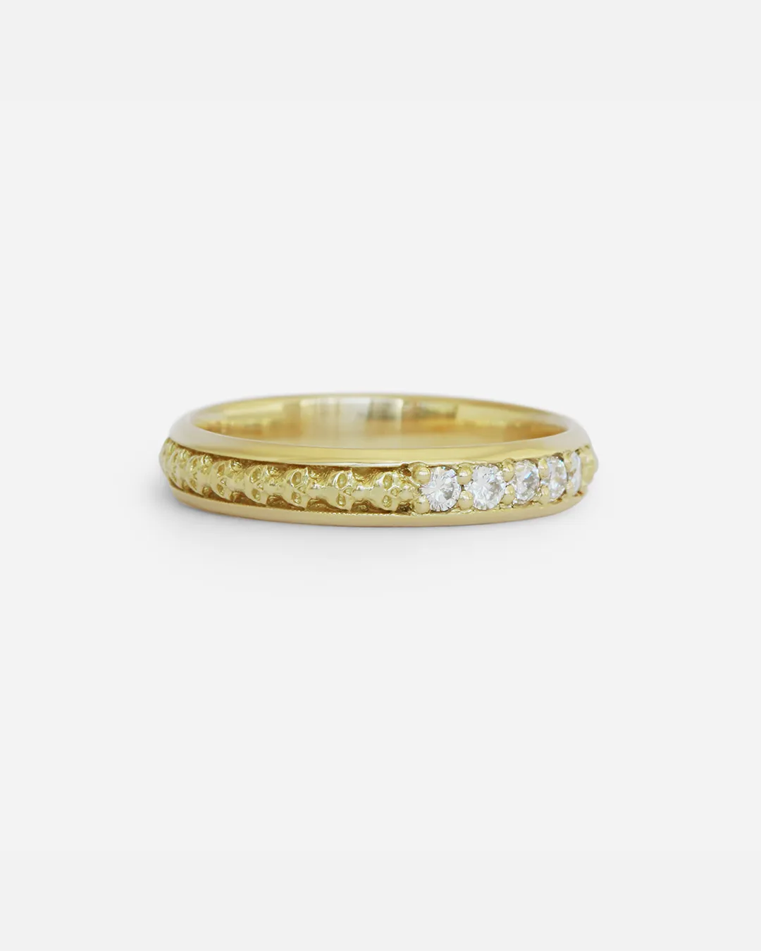 Skulls In A Line Band / Prong White Diamonds
