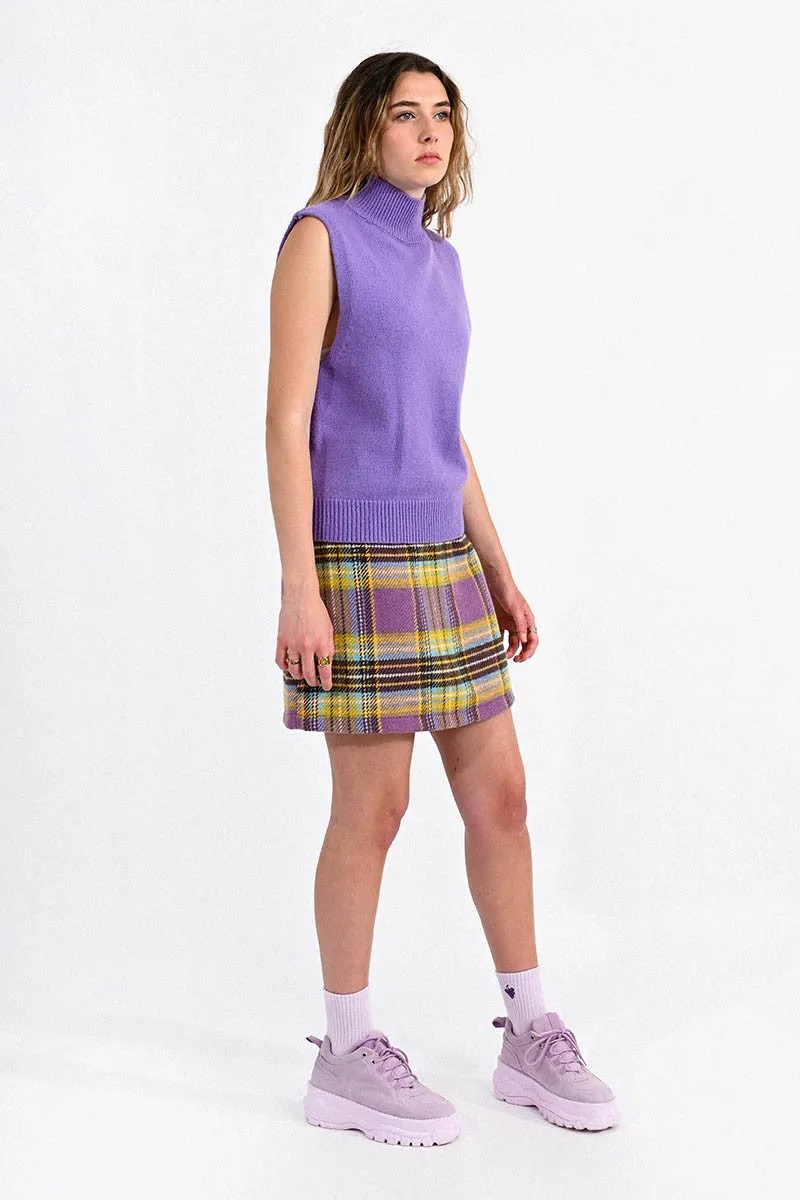 SLEEVELESS MOCK NECK SWEATER