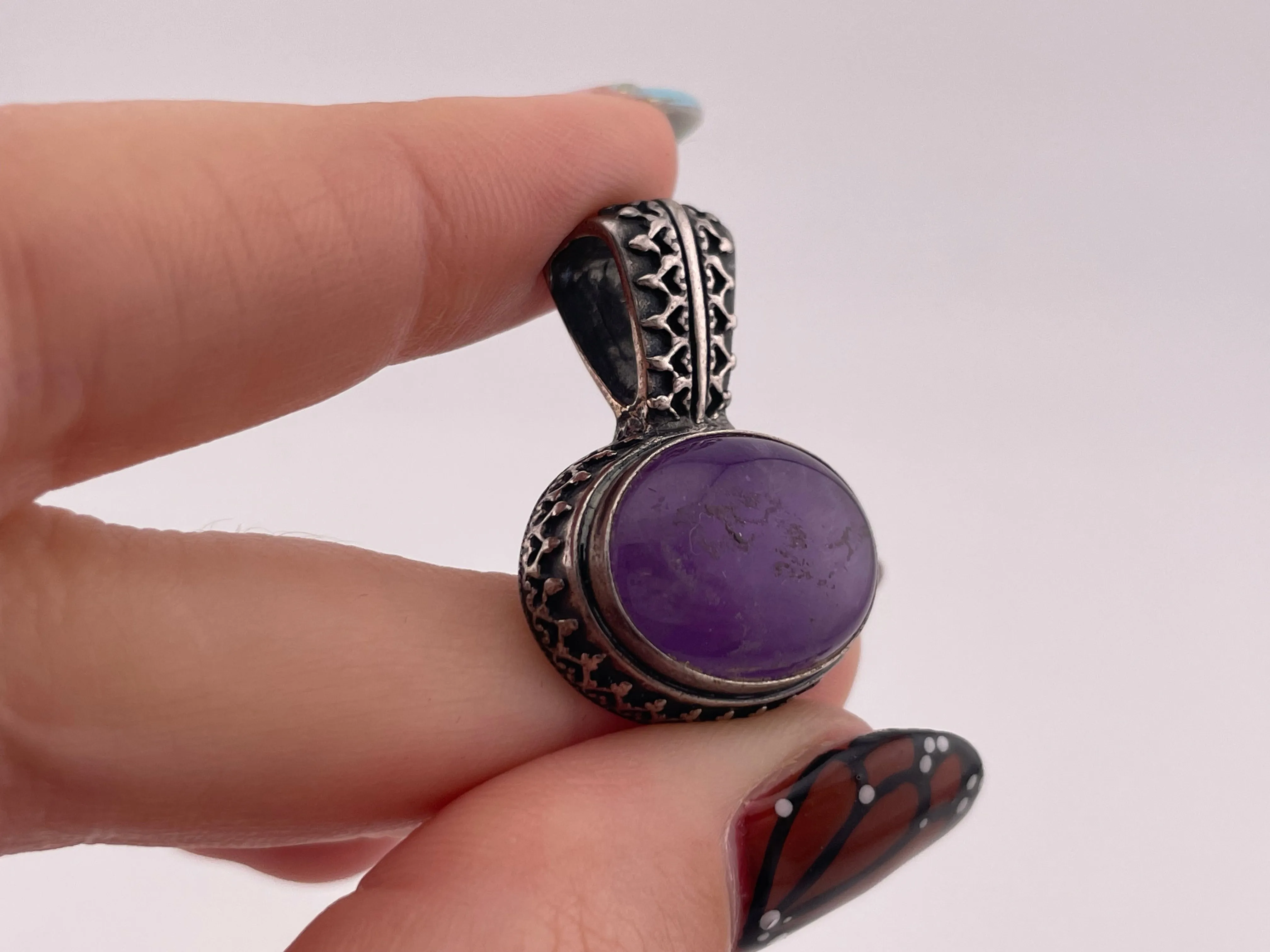sterling silver Carolyn Pollack oval amethyst pendant