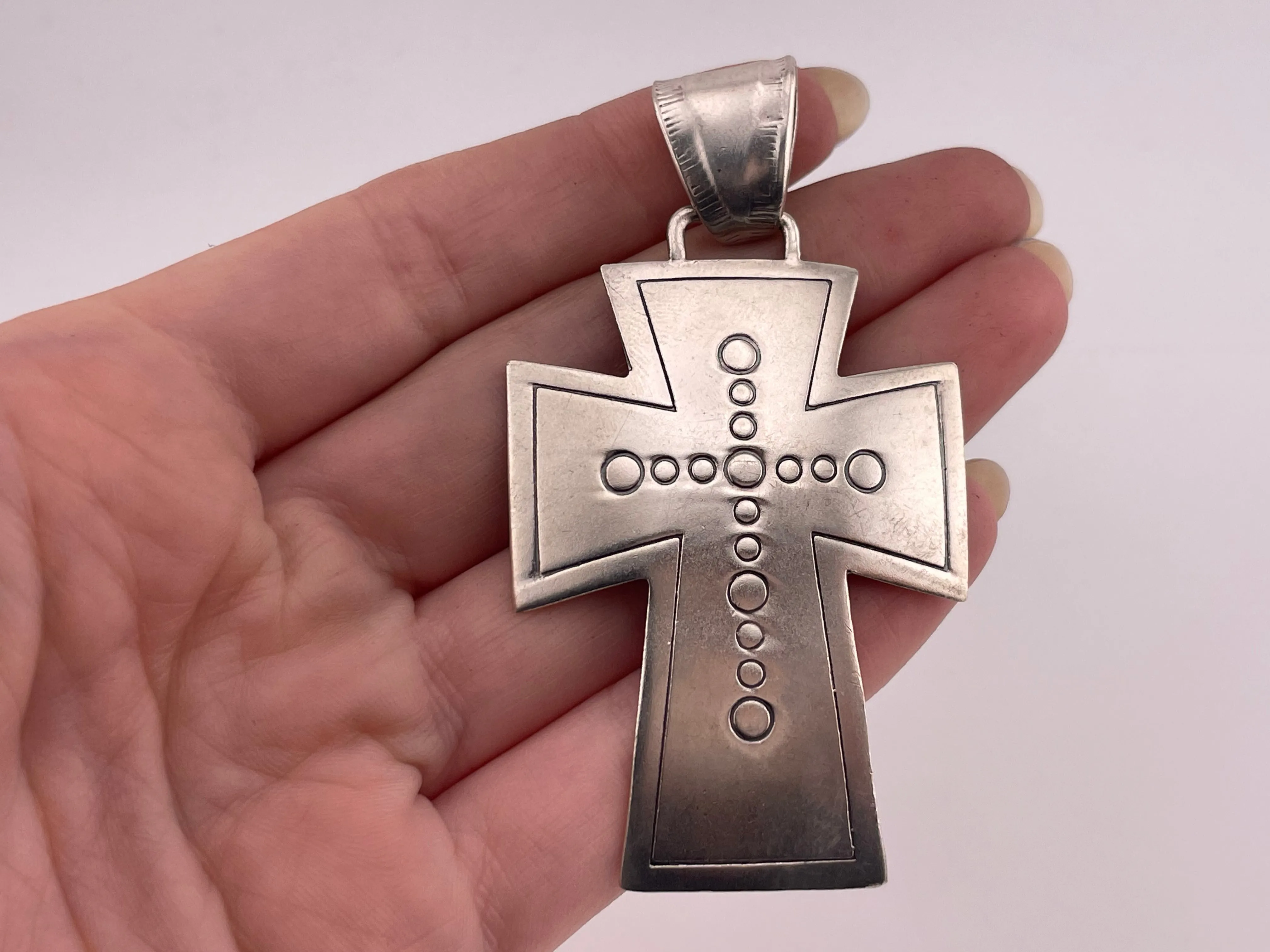 sterling silver cross pendant