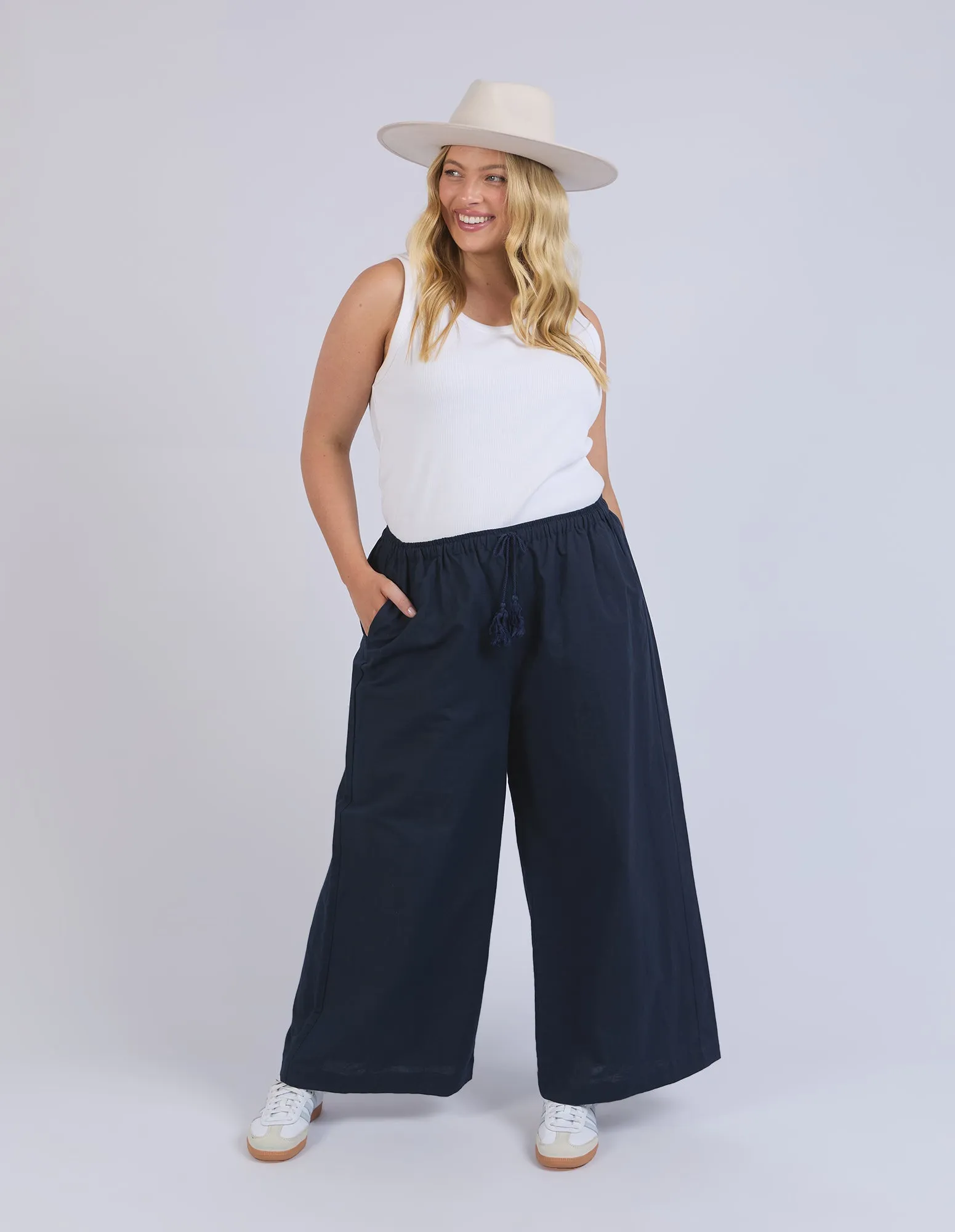 STEVIE PANT || NAVY
