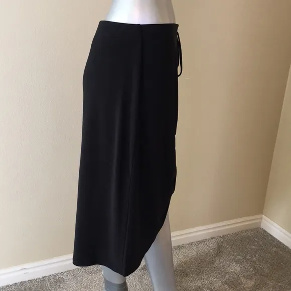 WHBM | Matte Jersey Ruched Pencil Skirt Black