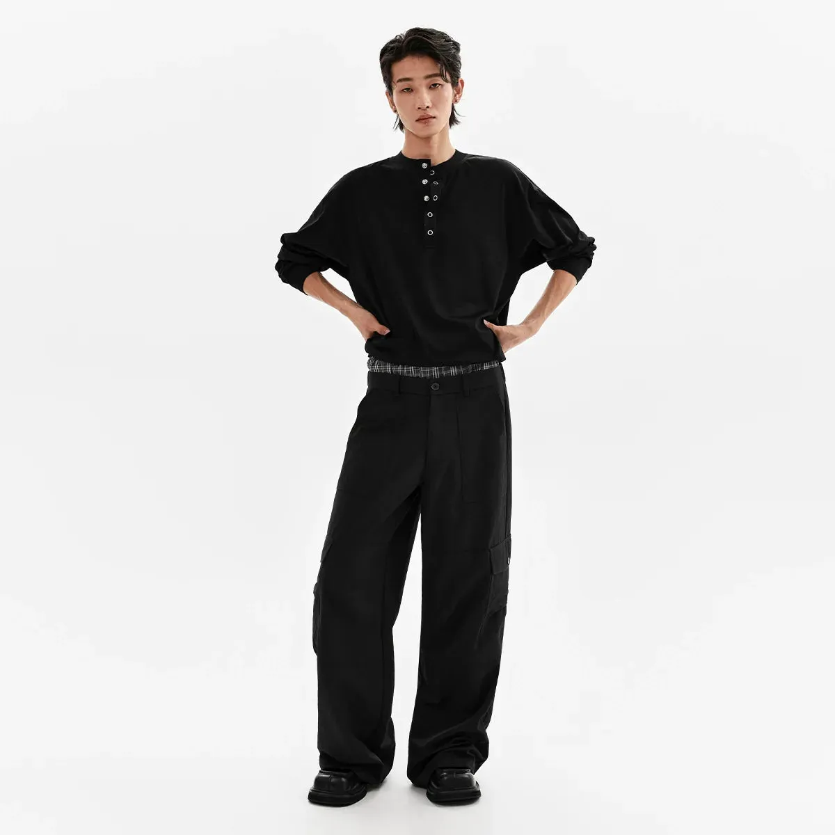 Wide-Leg Cargo Pants