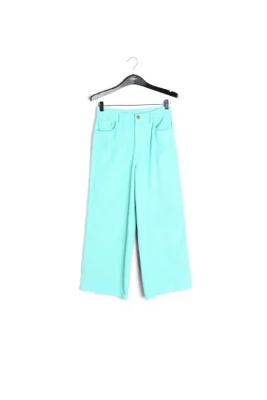 Wide-leg pants