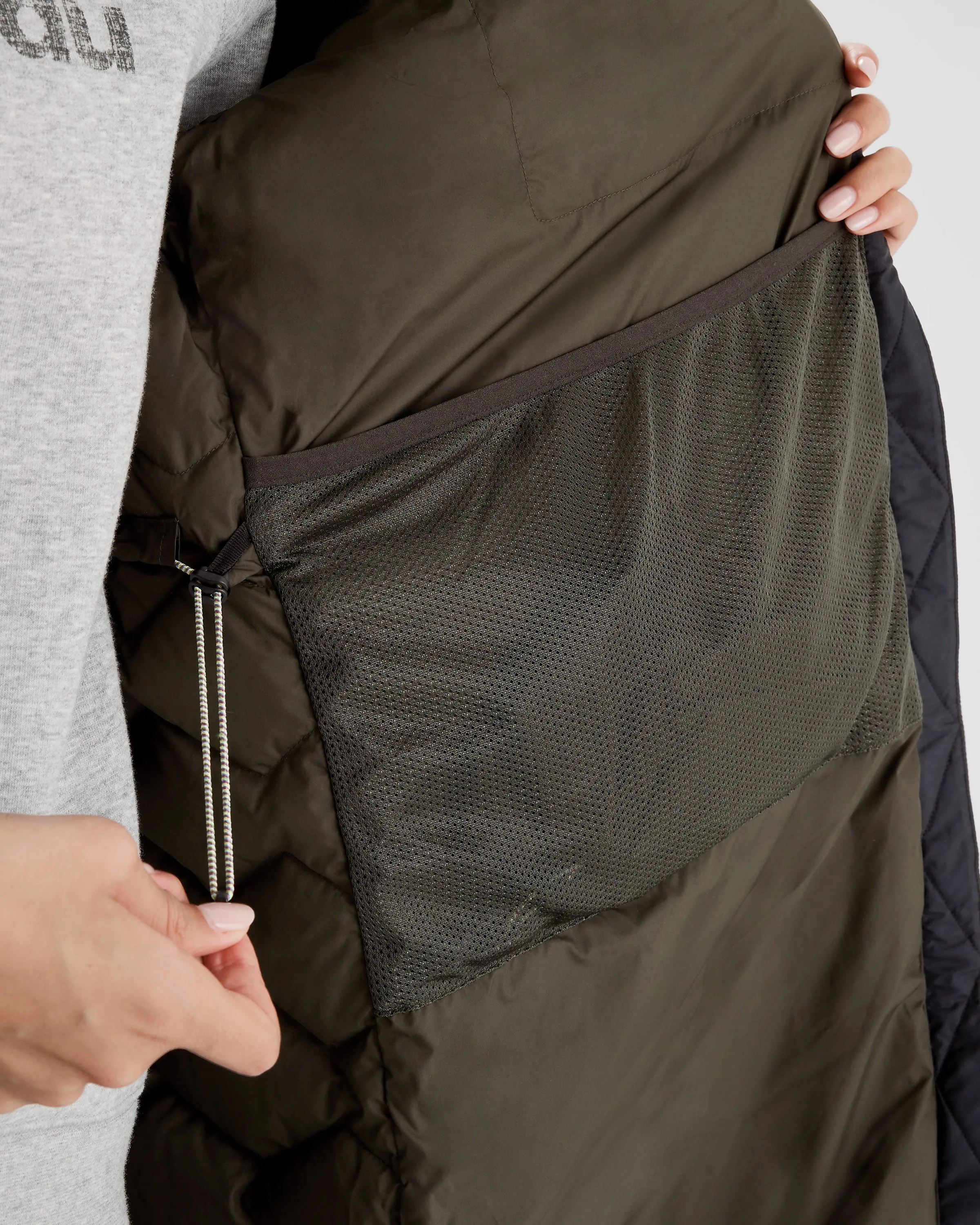 Women's Any Time Down Hooded Parka - Black Stingray