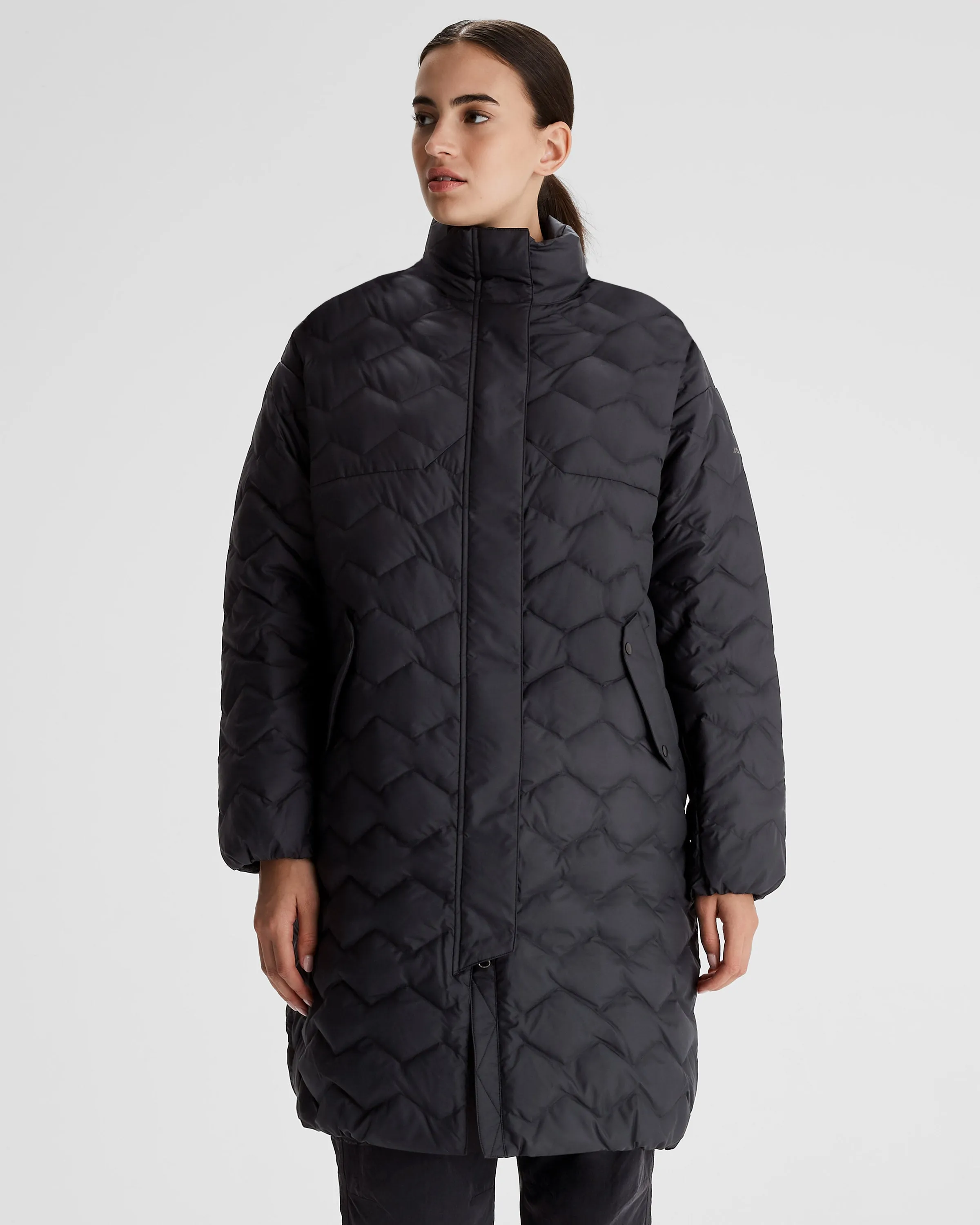 Women's Any Time Down Hooded Parka - Black Stingray