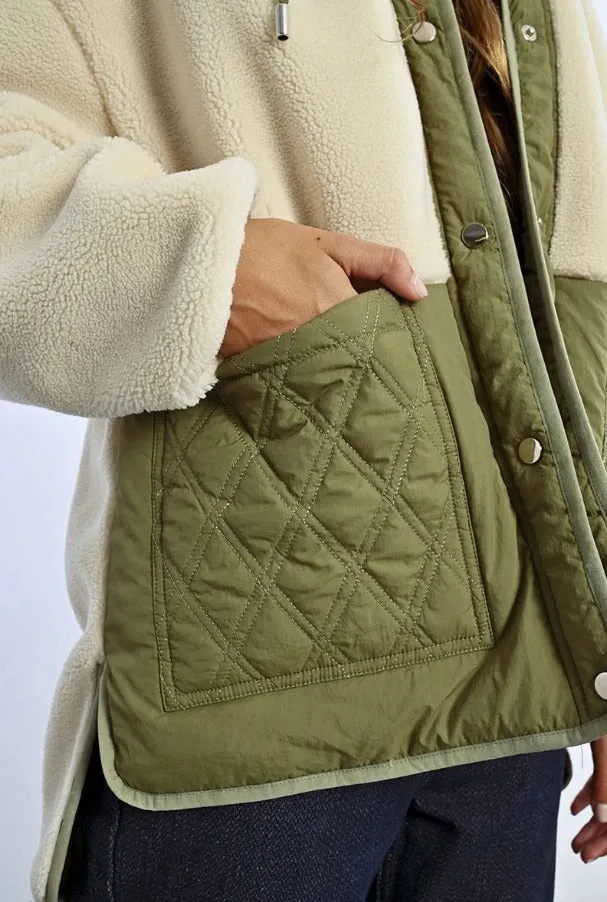 Women's Faux Sheep Hooded Jacket